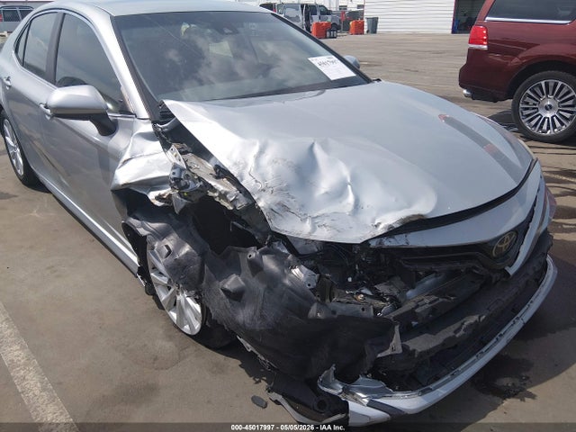 Продаж на аукціоні авто 2019 Toyota Camry Le, vin: 4T1B11HK9KU797227, номер лоту: 45017997