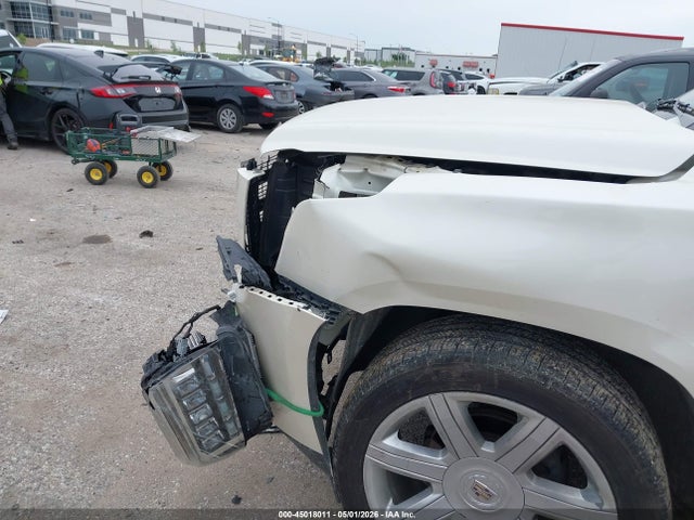 Продаж на аукціоні авто 2015 Cadillac Escalade Premium, vin: 1GYS4CKJ9FR271612, номер лоту: 45018011
