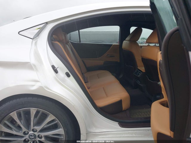 45018034 :رقم المزاد ، 58ADZ1B15LU079413 vin ، 2020 Lexus Es 350 مزاد بيع