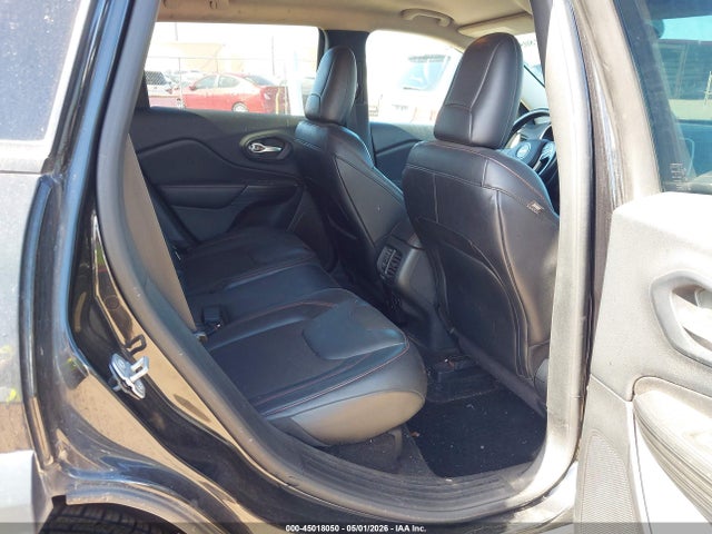 Продажа на аукционе авто 2015 Jeep Cherokee Trailhawk, vin: 1C4PJMBS6FW511543, номер лота: 45018050