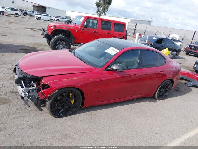 ZARFAMBN0L7633218 Alfa Romeo Giulia Ti Rwd