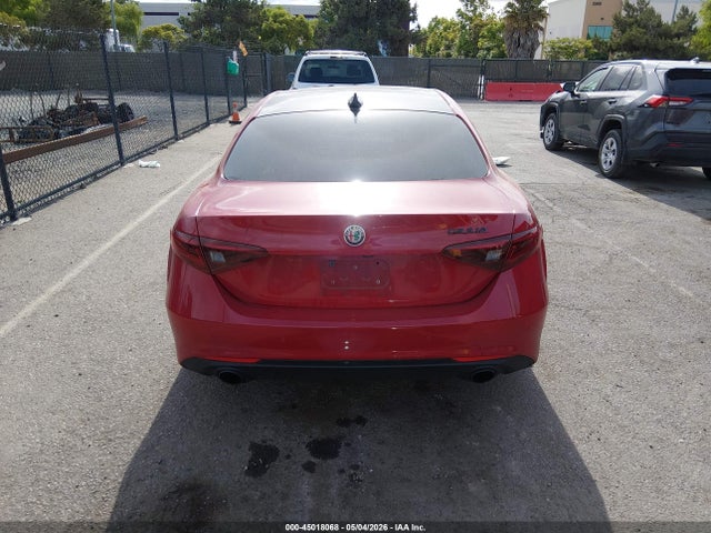 ZARFAMBN0L7633218 Alfa Romeo Giulia Ti Rwd