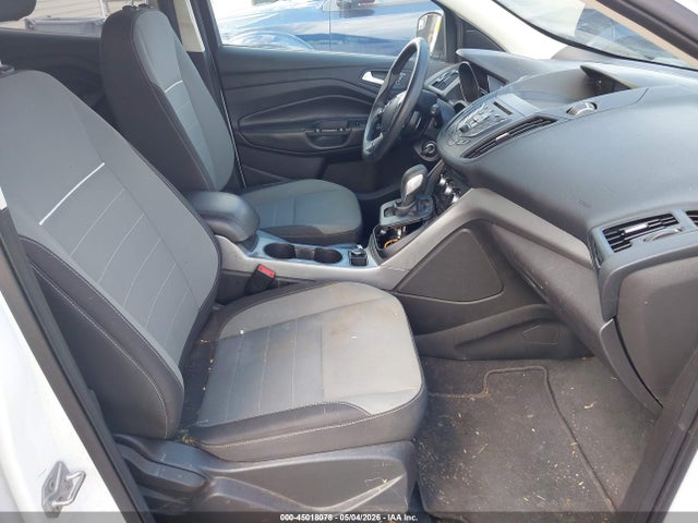 45018078 :رقم المزاد ، 1FMCU0GX6EUC03104 vin ، 2014 Ford Escape Se مزاد بيع