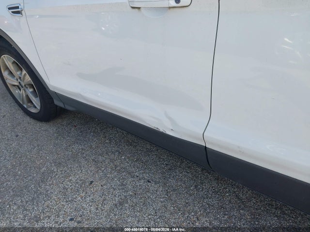 45018078 :رقم المزاد ، 1FMCU0GX6EUC03104 vin ، 2014 Ford Escape Se مزاد بيع
