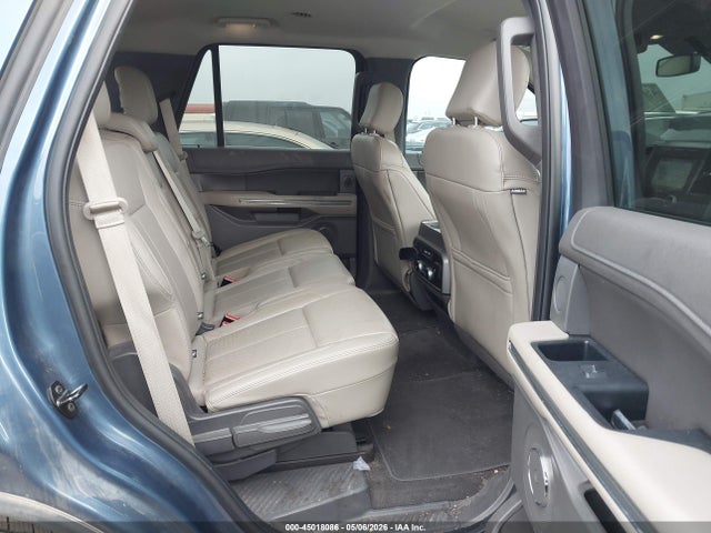 Ford Expedition Xlt 2018 1FMJU1HTXJEA33925 Image 8