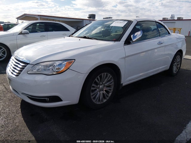 2013 Chrysler 200 Limited მანქანა იყიდება აუქციონზე, vin: 1C3BCBFG3DN539841, აუქციონის ნომერი: 45018092
