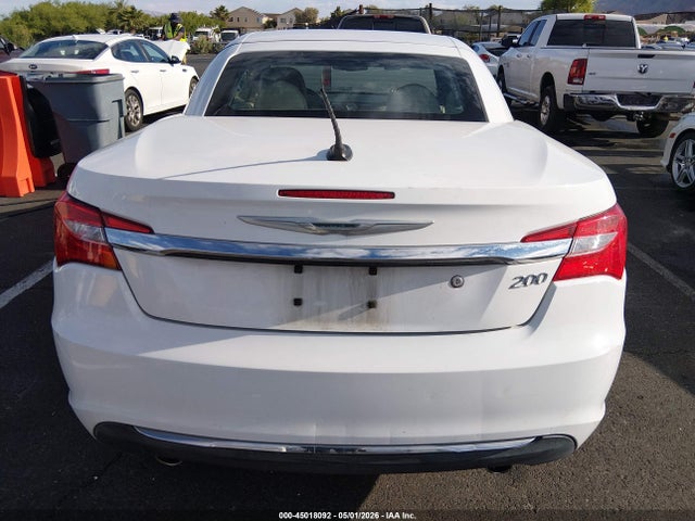 2013 Chrysler 200 Limited მანქანა იყიდება აუქციონზე, vin: 1C3BCBFG3DN539841, აუქციონის ნომერი: 45018092