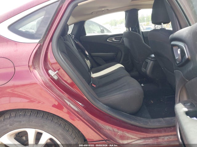 Продажа на аукционе авто 2016 Chrysler 200 Limited, vin: 1C3CCCAB5GN170409, номер лота: 45018103