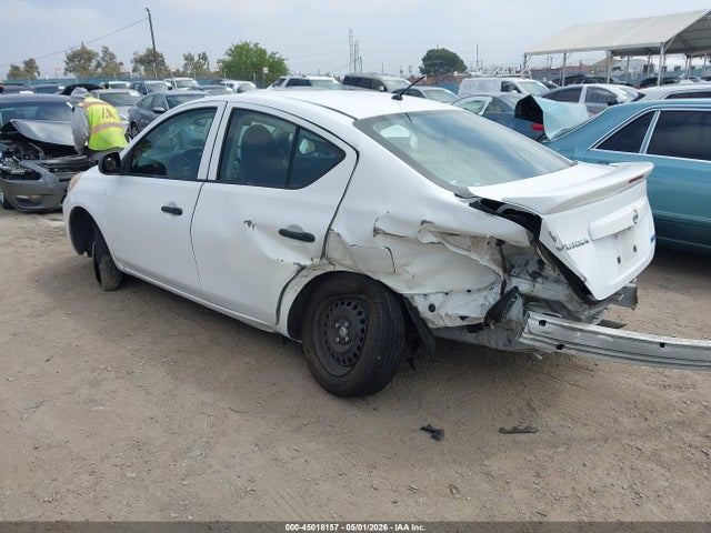 3N1CN7AP8EL857148 Nissan Versa 1.6 S+