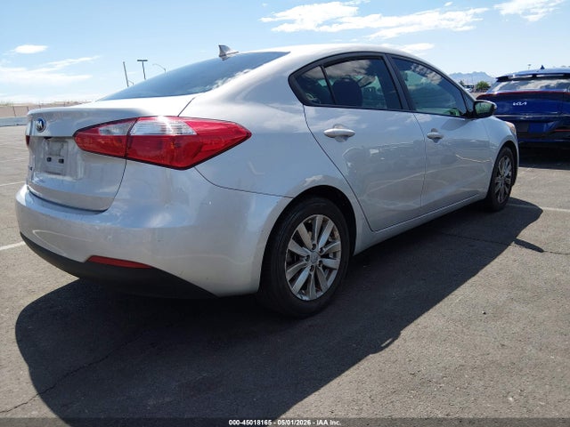 KNAFX4A6XG5490229 KIA FORTE LX