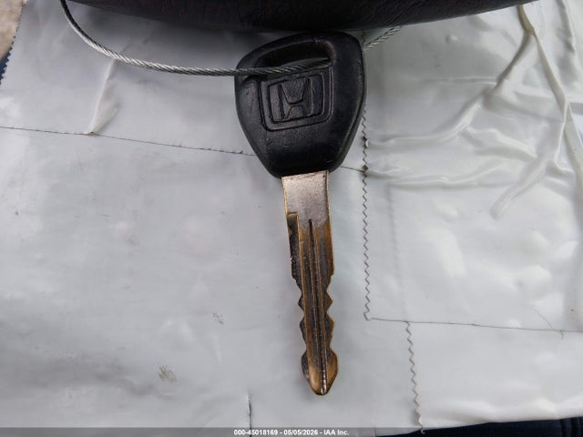 2002 Honda Accord 2.3 Se მანქანა იყიდება აუქციონზე, vin: 1HGCG56792A044863, აუქციონის ნომერი: 45018169