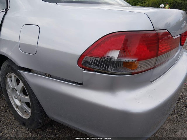 2002 Honda Accord 2.3 Se მანქანა იყიდება აუქციონზე, vin: 1HGCG56792A044863, აუქციონის ნომერი: 45018169