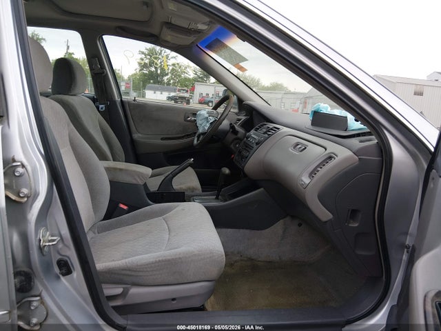 2002 Honda Accord 2.3 Se მანქანა იყიდება აუქციონზე, vin: 1HGCG56792A044863, აუქციონის ნომერი: 45018169