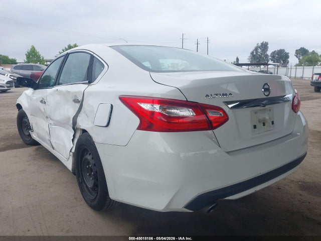 Продажа на аукционе авто 2016 Nissan Altima 2.5 S, vin: 1N4AL3AP9GC182224, номер лота: 45018186