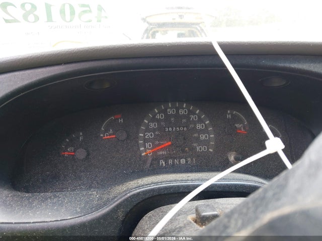 45018200 :رقم المزاد ، 1FTNE24LXYHB97473 vin ، 2000 Ford E-250 Commercial/recreational مزاد بيع