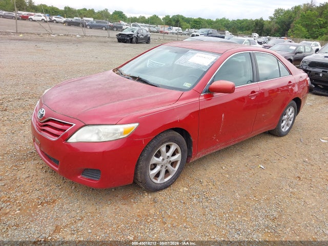 2010 Toyota Camry Le მანქანა იყიდება აუქციონზე, vin: 4T1BF3EK1AU581016, აუქციონის ნომერი: 45018212