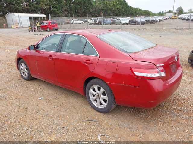2010 Toyota Camry Le მანქანა იყიდება აუქციონზე, vin: 4T1BF3EK1AU581016, აუქციონის ნომერი: 45018212