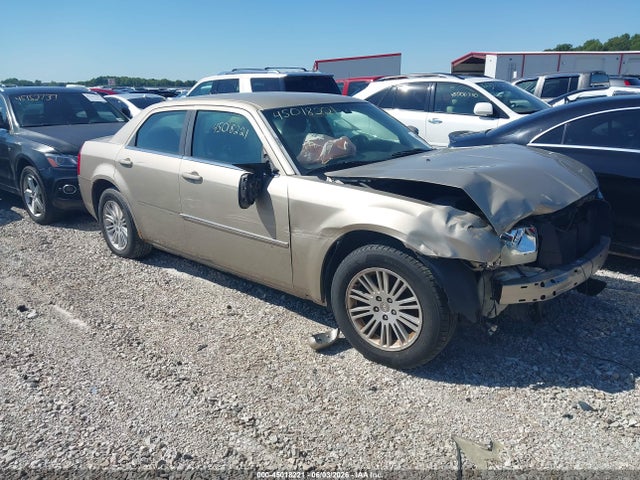 2008 Chrysler 300 Lx მანქანა იყიდება აუქციონზე, vin: 2C3LA43R68H256151, აუქციონის ნომერი: 45018221