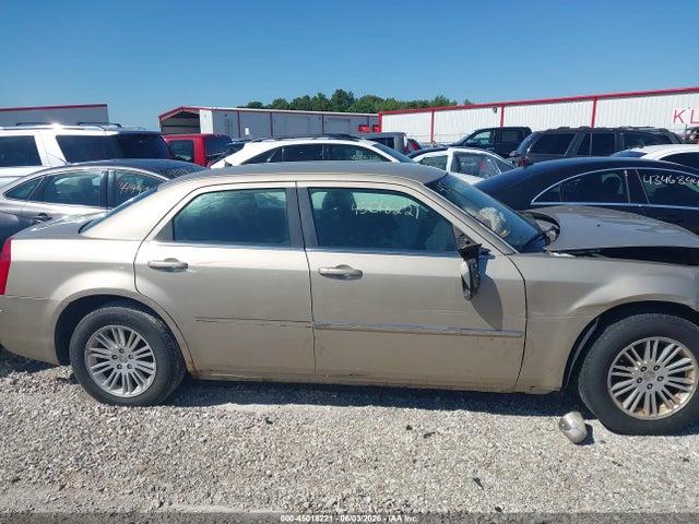 Продажа на аукционе авто 2008 Chrysler 300 Lx, vin: 2C3LA43R68H256151, номер лота: 45018221