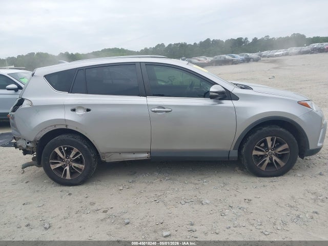 45018240 :رقم المزاد ، JTMWFREV3JJ187456 vin ، 2018 Toyota Rav4 Xle مزاد بيع