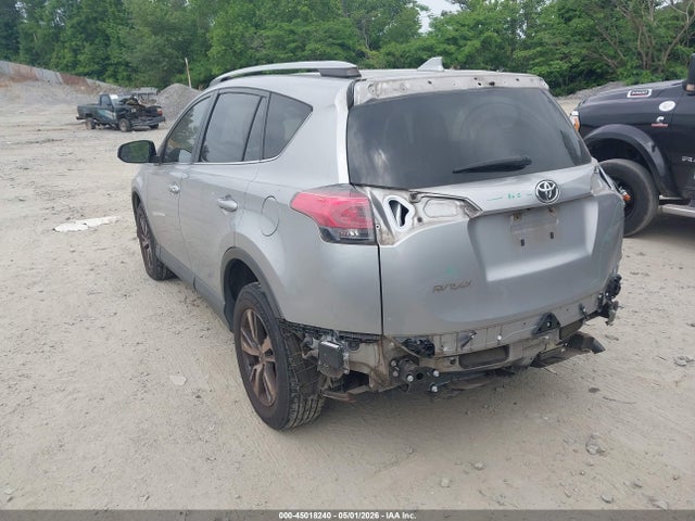 45018240 :رقم المزاد ، JTMWFREV3JJ187456 vin ، 2018 Toyota Rav4 Xle مزاد بيع