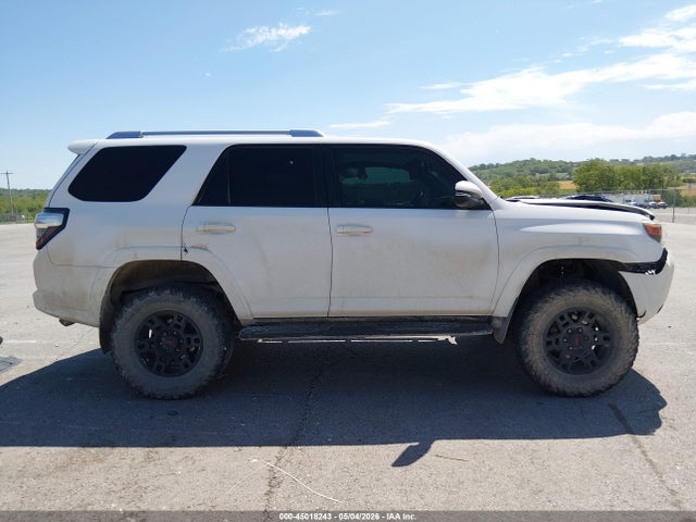 Toyota 4runner Sr5 Premium 2016 JTEBU5JR4G5378838 Image 13