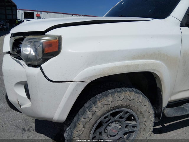 Toyota 4runner Sr5 Premium 2016 JTEBU5JR4G5378838 Image 18