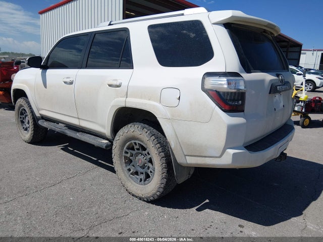 Toyota 4runner Sr5 Premium 2016 JTEBU5JR4G5378838 Image 3