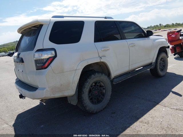 Toyota 4runner Sr5 Premium 2016 JTEBU5JR4G5378838 Image 4