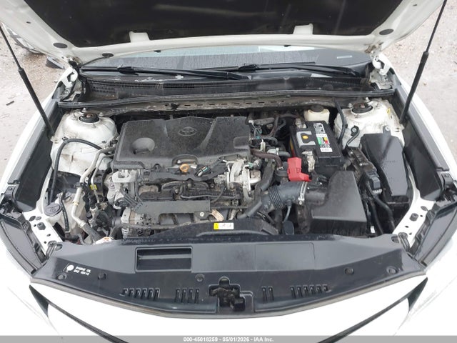 45018259 :رقم المزاد ، 4T1B11HK9JU131158 vin ، 2018 Toyota Camry Xle مزاد بيع