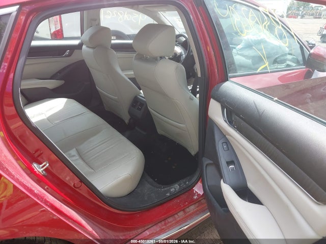 45018261 :رقم المزاد ، 1HGCV1F93JA183028 vin ، 2018 Honda Accord Touring مزاد بيع