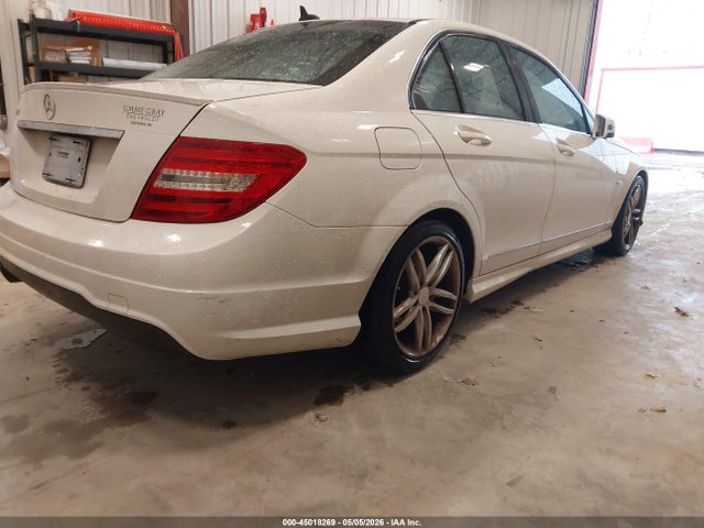 Продаж на аукціоні авто 2012 Mercedes-benz C 250 Sport, vin: WDDGF4HB3CA611977, номер лоту: 45018269