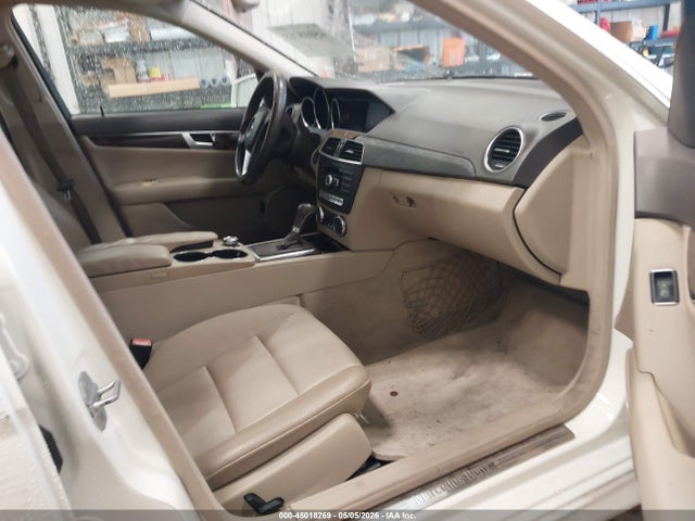 Продаж на аукціоні авто 2012 Mercedes-benz C 250 Sport, vin: WDDGF4HB3CA611977, номер лоту: 45018269