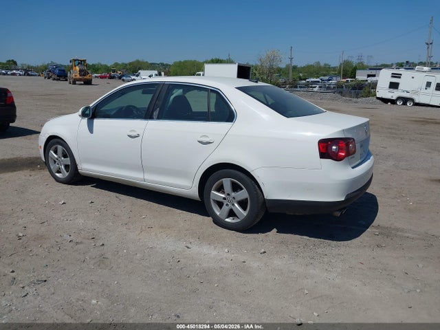 2009 Volkswagen Jetta Se/sel მანქანა იყიდება აუქციონზე, vin: 3VWRZ71K19M055943, აუქციონის ნომერი: 45018294