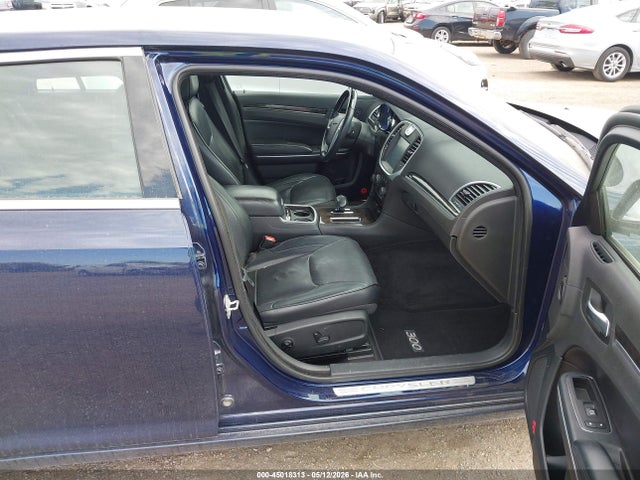 Chrysler 300c Awd 2014 2C3CCAKG4EH201766 Image 5