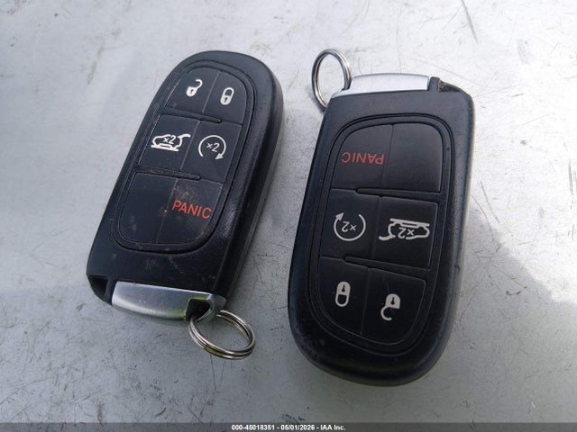 45018351 :رقم المزاد ، 1C4PJMBS8FW596028 vin ، 2015 Jeep Cherokee Trailhawk مزاد بيع