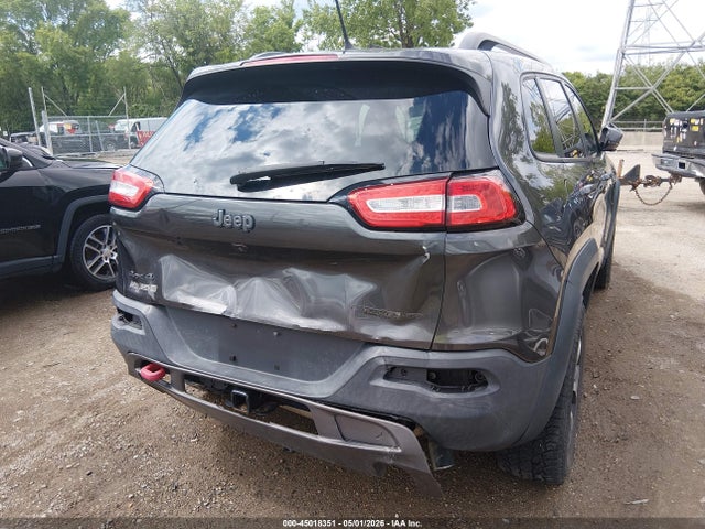 45018351 :رقم المزاد ، 1C4PJMBS8FW596028 vin ، 2015 Jeep Cherokee Trailhawk مزاد بيع