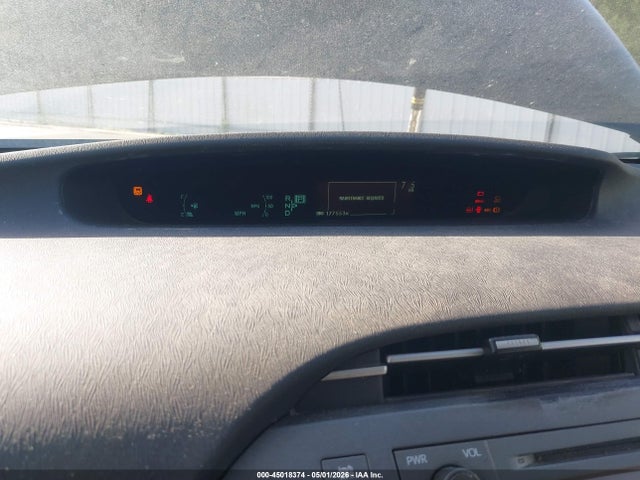 JTDKN3DU9F1981649 Toyota Prius Two