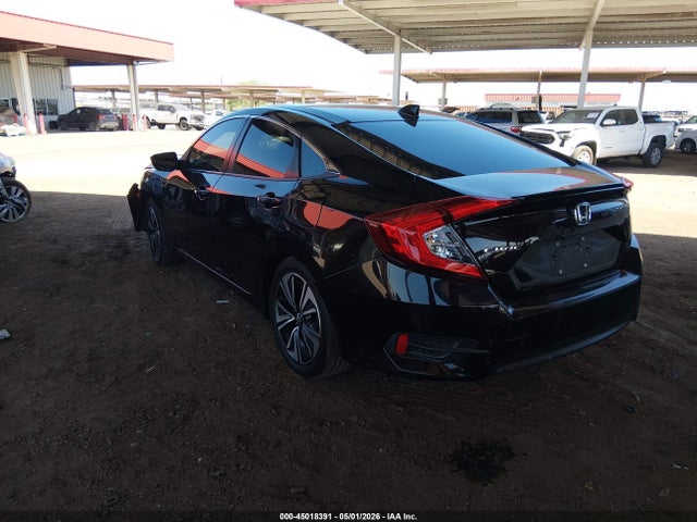 45018391 :رقم المزاد ، 2HGFC1F30GH657221 vin ، 2016 Honda Civic Ex-t مزاد بيع