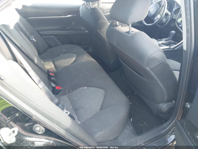 45018415 :رقم المزاد ، 4T1B11HK5KU852739 vin ، 2019 Toyota Camry Le مزاد بيع