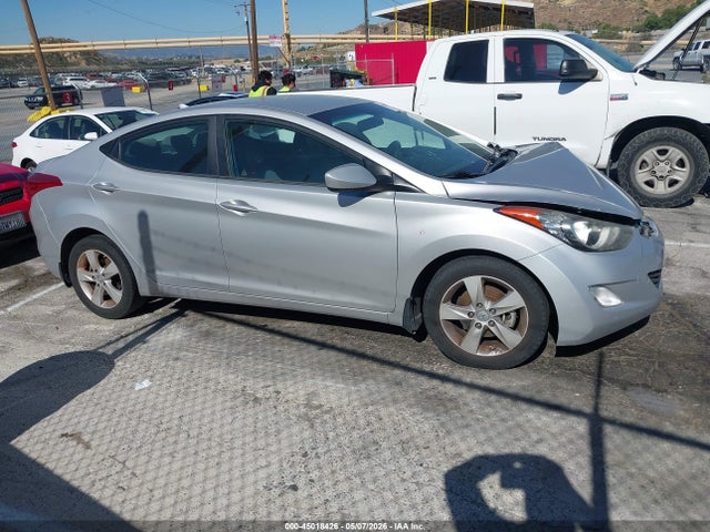 Продажа на аукционе авто 2013 Hyundai Elantra Gls/limited, vin: KMHDH4AE3DU594962, номер лота: 45018426