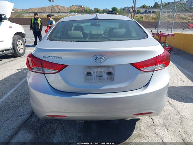 Продажа на аукционе авто 2013 Hyundai Elantra Gls/limited, vin: KMHDH4AE3DU594962, номер лота: 45018426