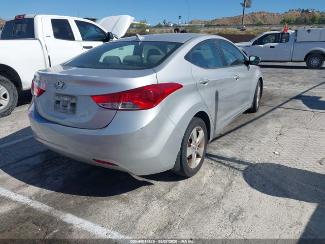 Продажа на аукционе авто 2013 Hyundai Elantra Gls/limited, vin: KMHDH4AE3DU594962, номер лота: 45018426
