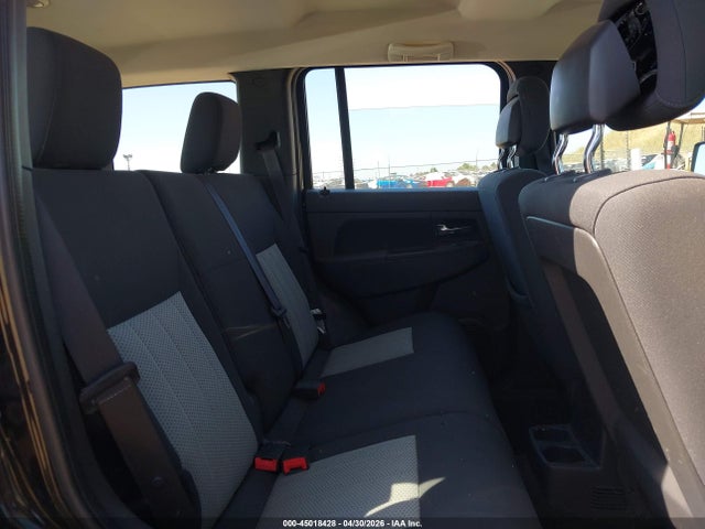 45018428 :رقم المزاد ، 1J4PN2GK4AW145215 vin ، 2010 Jeep Liberty Sport مزاد بيع