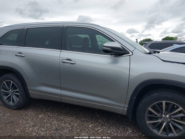 Toyota Highlander Xle 2018 5TDKZRFH3JS530090 Image 14