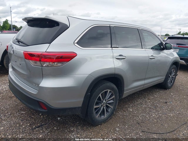 Toyota Highlander Xle 2018 5TDKZRFH3JS530090 Image 4