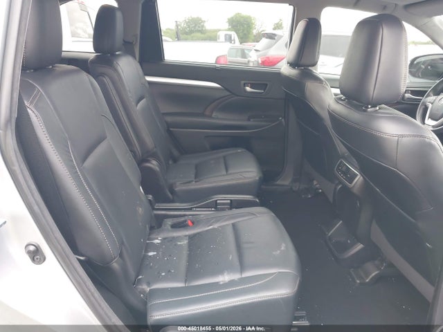 Toyota Highlander Xle 2018 5TDKZRFH3JS530090 Image 8