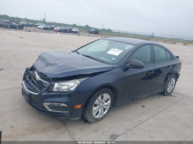 Chevrolet Cruze Ls Auto 2015 1G1PA5SH4F7215465 Image 2