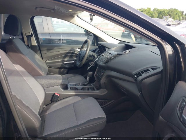 Aukcja sprzedaży 2017 Ford Escape Se, vin: 1FMCU0GDXHUD38452, numer aukcji: 45018493