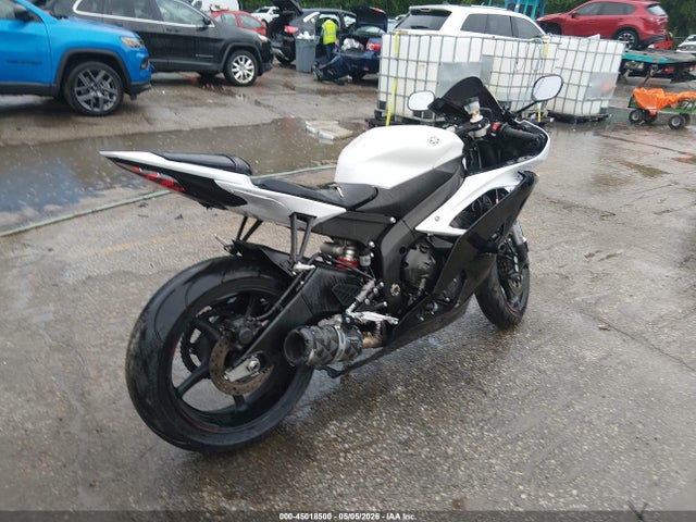 45018500 :رقم المزاد ، JYARJ16E9CA027642 vin ، 2012 Yamaha Yzfr6 مزاد بيع